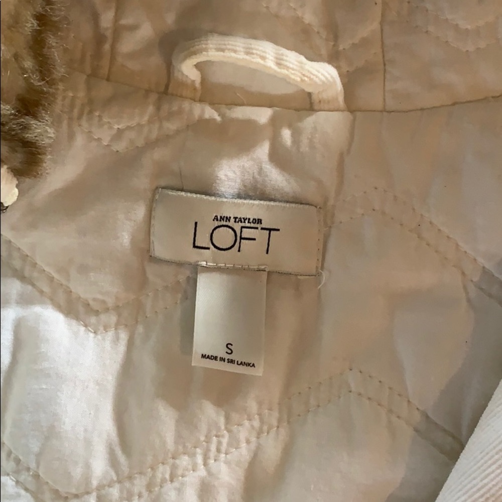 Vest - Picture 3 of 5